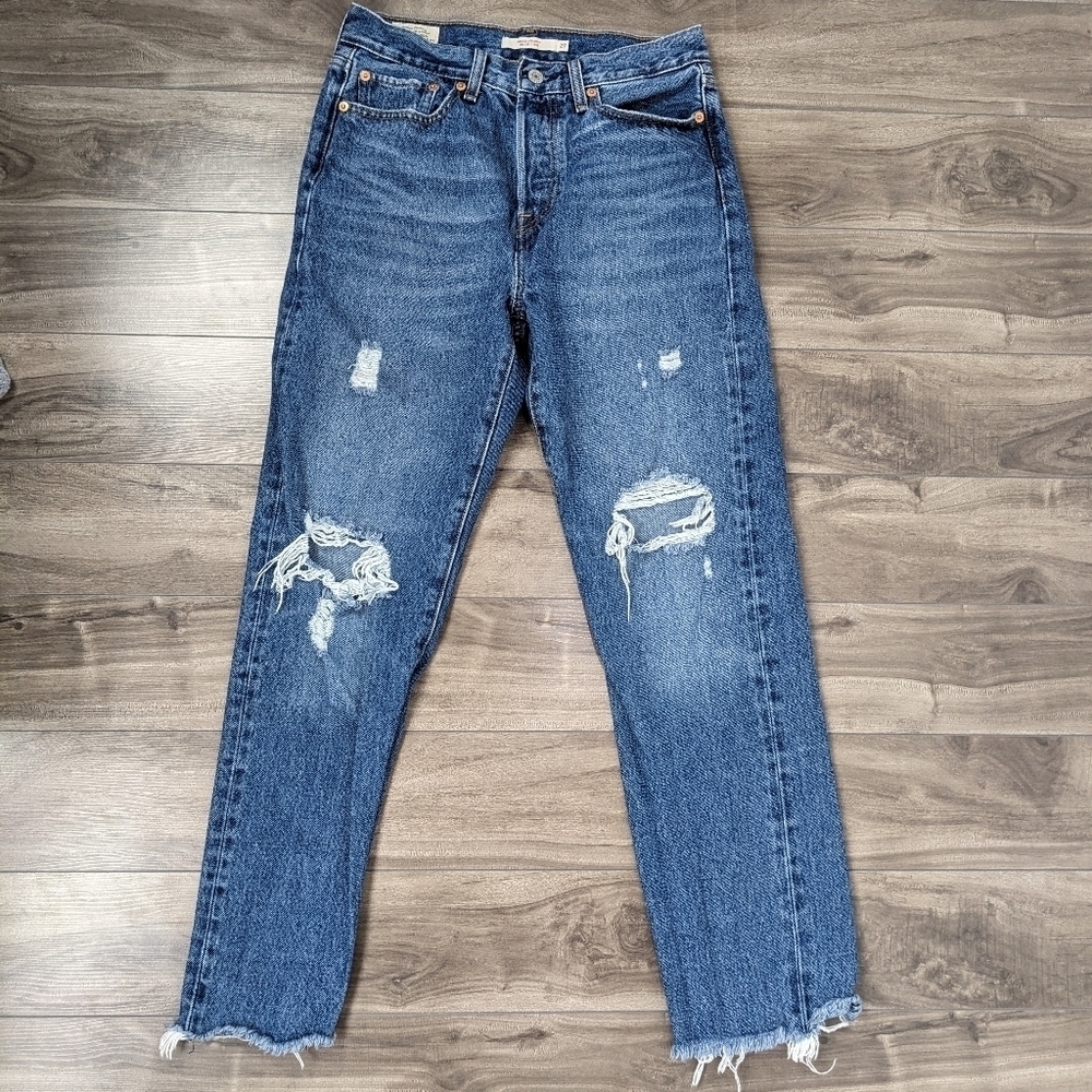 Levi’s Jeans Wedgie Straight Leg Distressed High Rise